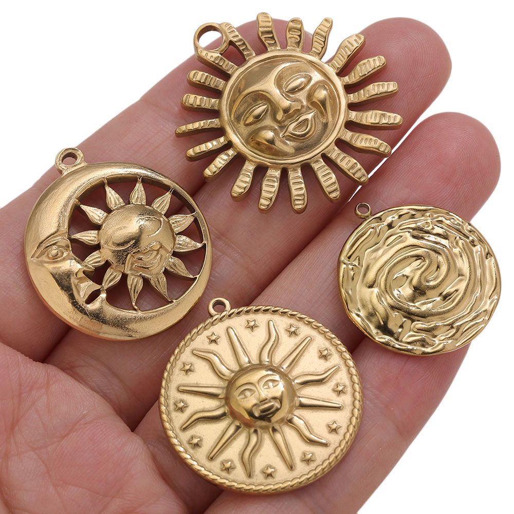 จี้ทอง PVD 5 ชิ้น สแตนเลสสตีล  - Vintage Fashion Nova บทวิจารณ์และราคา